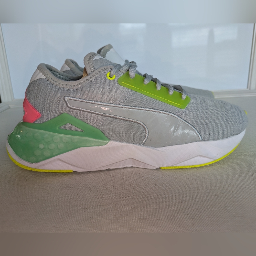 Puma 192637-06 Women’s Training Sneakers Gray Neon Green Pink Size 7.5 Shoes